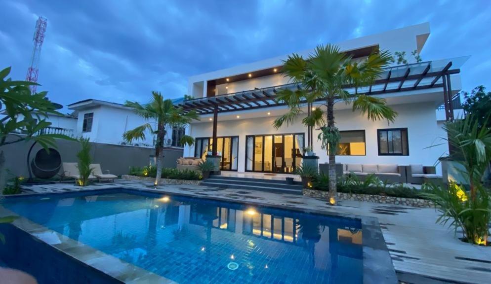 Villa Niang Ando Labuan Bajo Kültér fotó
